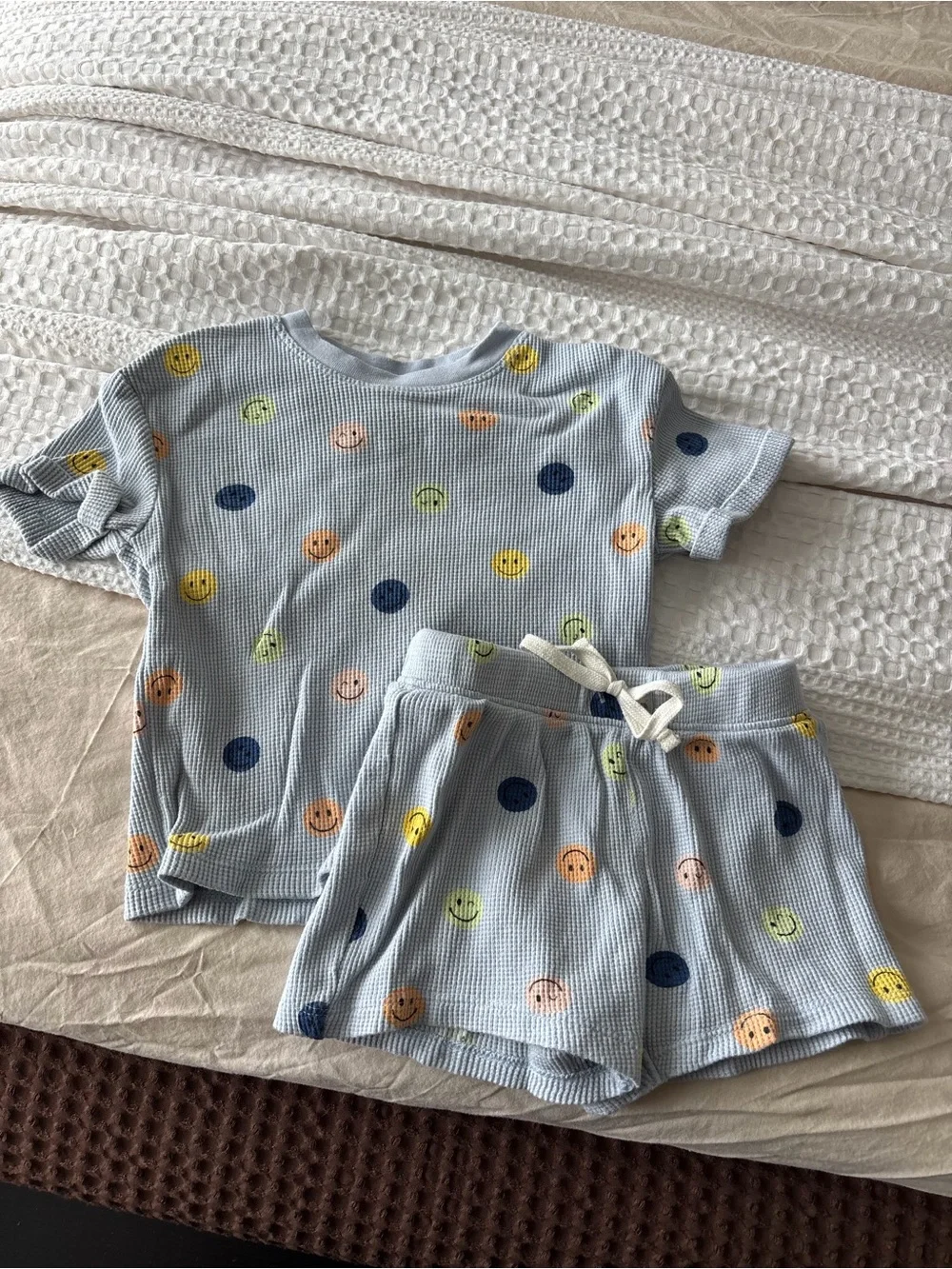 Kids Light Blue Smiley Face Short Set - Short Sleeve Top & Shorts
